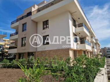 Vânzare - Apartament în Sarafovo,  Burgas