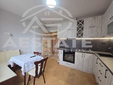 Închiriere - Apartament în Ideal City Center,  Pleven