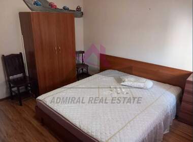 Închiriere - Apartament în Văzrajdane 1,  Varna