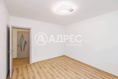 Продажба - Апартамент в Погреби,  Варна