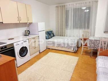 Închiriere - Apartament în Operata,  Varna