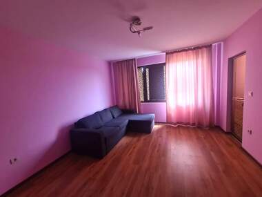 Închiriere - Apartament în Badema,  Haskovo