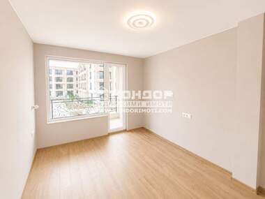 Vânzare - Apartament în Kărșiaka,  Plovdiv