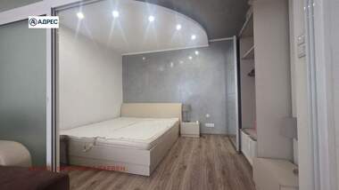Închiriere - Apartament în Ideal City Center,  Pleven