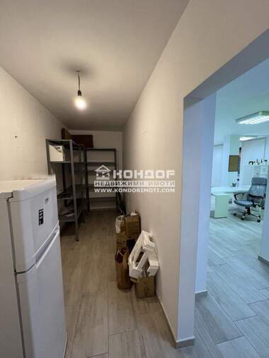For rent - Office in Sadiyski,  Plovdiv