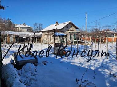 Продажба - Къща в Книжовник,  Хасково