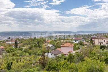 Продажба - Къща в Изгрев,  Варна