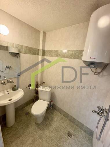 Închiriere - Apartament în Center,  Varna