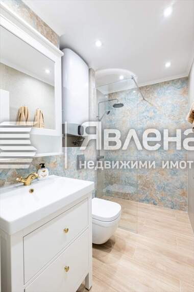 Miete - Wohnung in Zentar,  Burgas