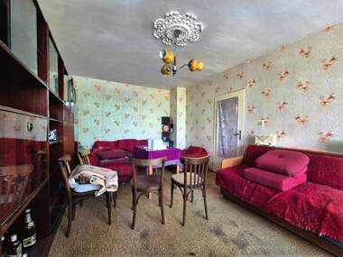 Vânzare - Apartament în Rodina 2,  Ruse