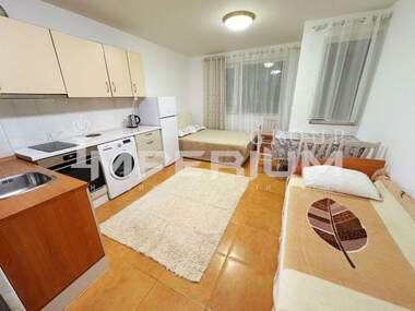 Închiriere - Apartament în Operata,  Varna