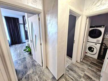 Miete - Wohnung in Horizont,  Burgas