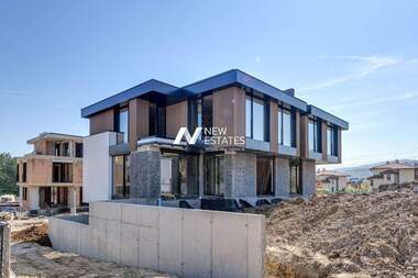 For sale - House in Kambanite,  Sofia