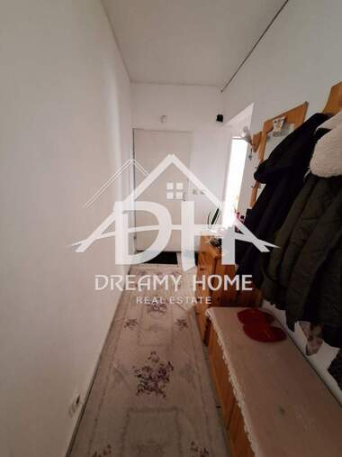 Satış - Apartman olarak Vazrojdenci,  Karcali