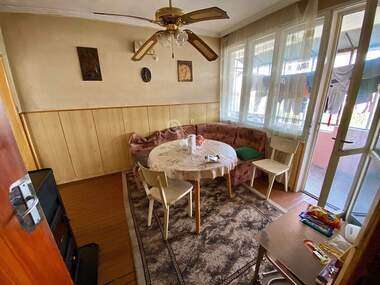 Vânzare - Apartament în Liaskoveț,  Veliko Tărnovo