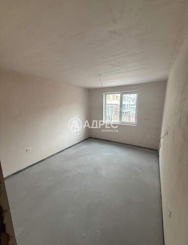 Satış - Apartman olarak Kartala,  Veliko Tarnovo