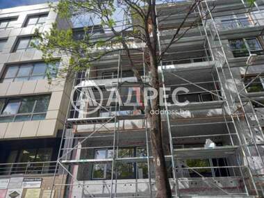 Vânzare - Apartament în Liatno kino Trakia,  Varna