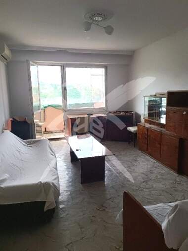 Vânzare - Apartament în Karnobat,  Burgas