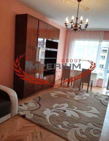 Închiriere - Apartament în Ceaîka,  Varna