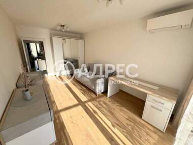 Vânzare - Apartament în Operata,  Varna