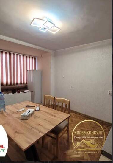 Продажба - Апартамент в Димитровград,  Хасково