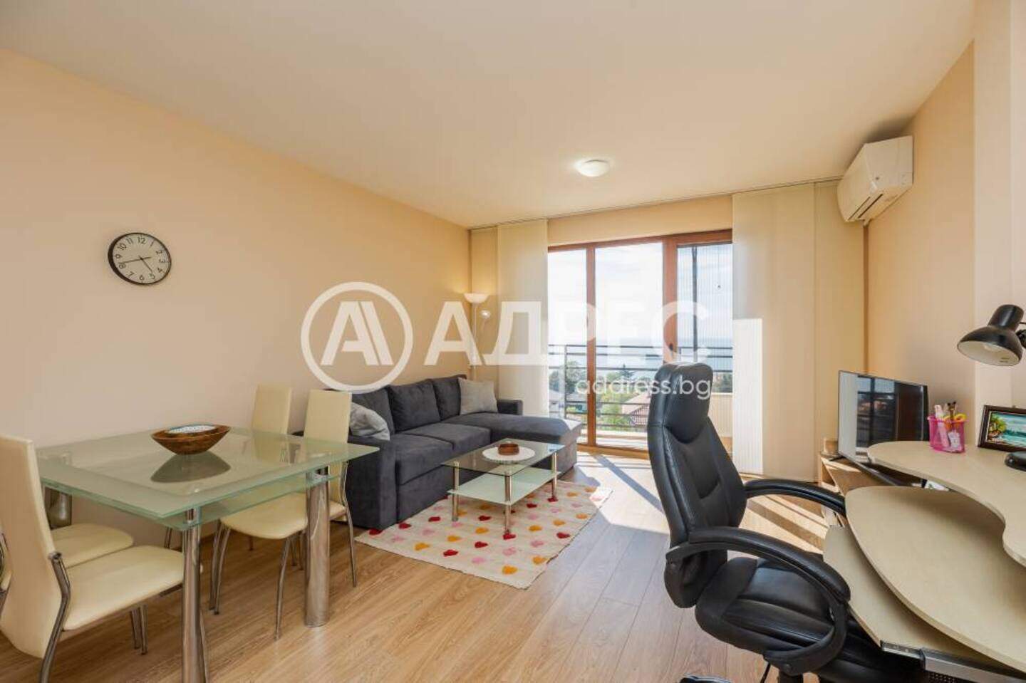 Двустаен Апартамент в Траката, Варна – снимка 2