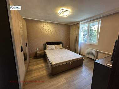 Închiriere - Apartament în Ideal City Center,  Pleven