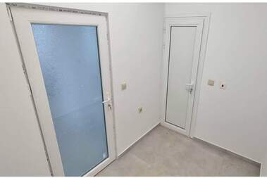 Miete - Laden in Rodina 1,  Ruse