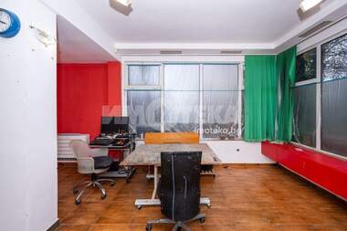 For sale - Office in Trakia,  Plovdiv