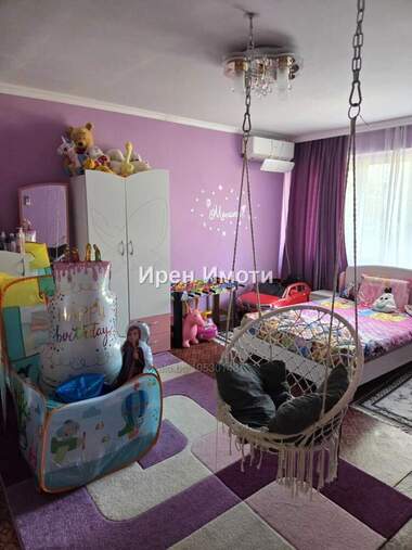 Vânzare - Apartament în Diana,  Iambol