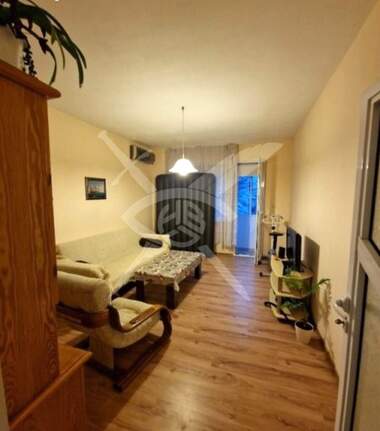Închiriere - Apartament în Mladost 1,  Varna