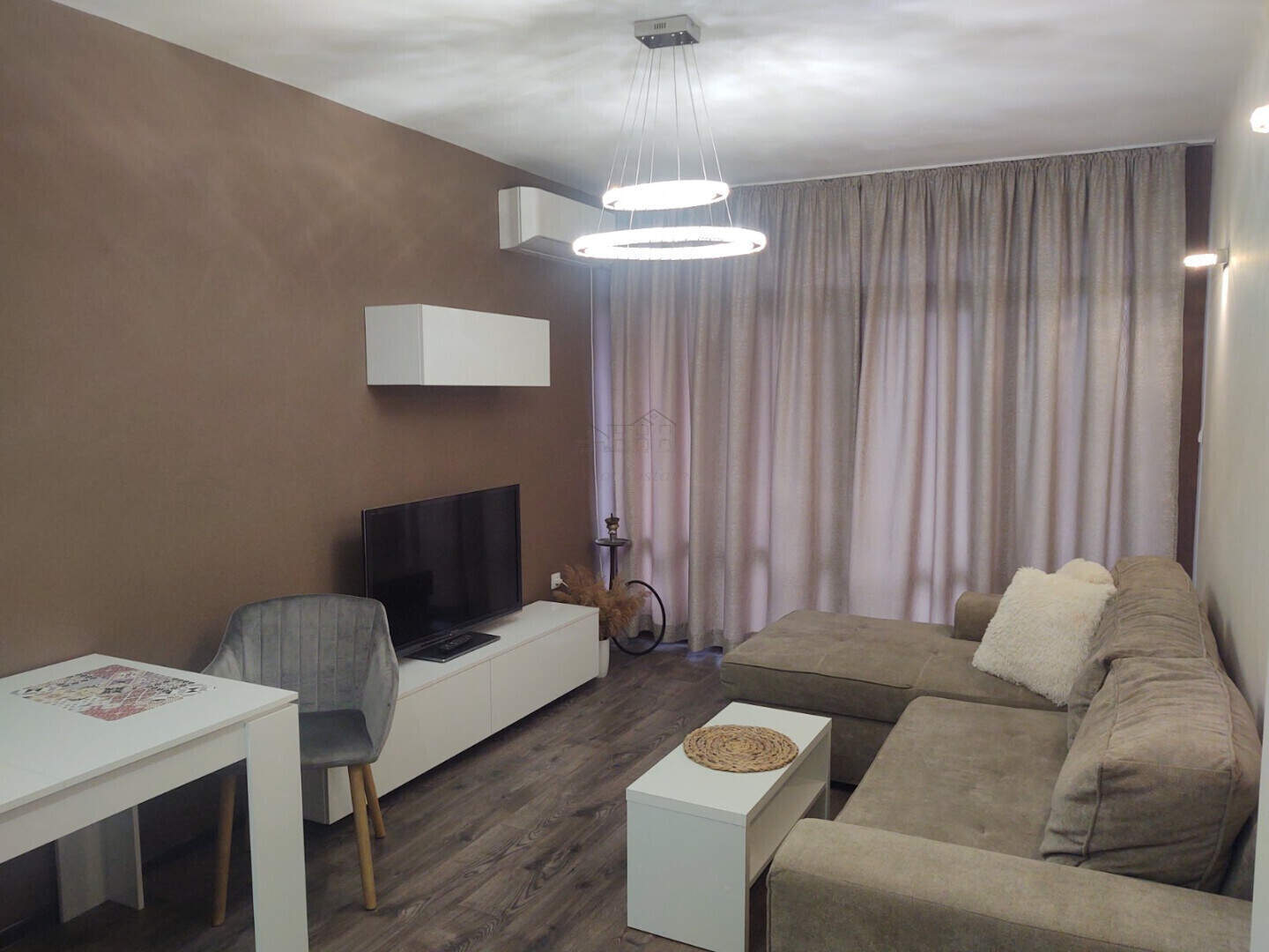 Cu trei camere Apartament în Aiazmoto, Stara Zagora – fotografia 8