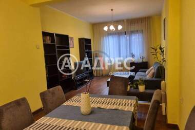 Vânzare - Apartament în Oboriștie,  Sofia