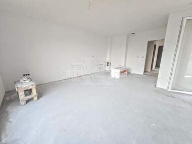 Satış - Apartman olarak Vinica,  Varna