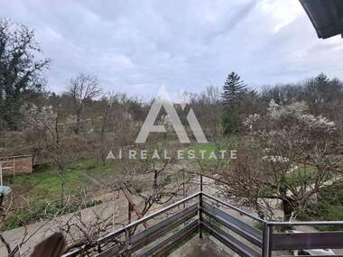 For sale - House in Gradina,  Pleven
