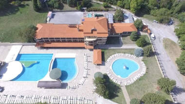 For sale - Hotel in Liaskovec,  Veliko Tarnovo