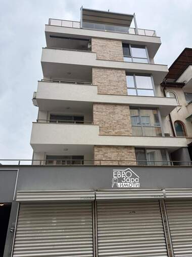 Închiriere - Apartament în Center,  Stara Zagora