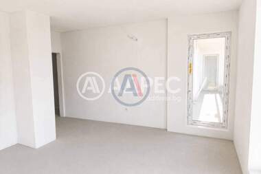 Vânzare - Apartament în Vladislavovo,  Varna