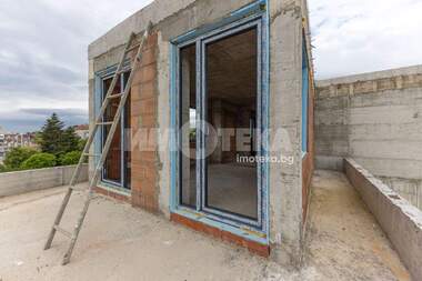 For sale - Apartment in Cveten kvartal,  Varna