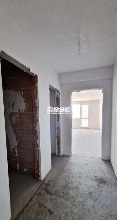 Продажа - Квартира в Остромила,  Пловдив
