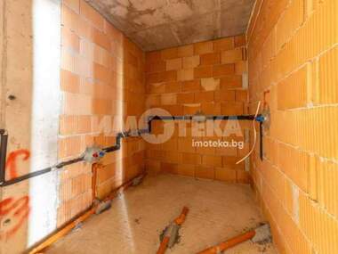 For sale - Apartment in Vazrajdane 1,  Varna