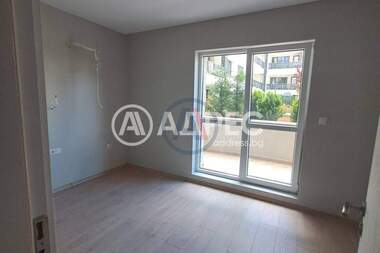 Vânzare - Apartament în Center,  Varna
