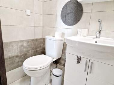 Închiriere - Apartament în Levski,  Varna