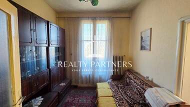 Продажба - Апартамент в Изток,  Перник