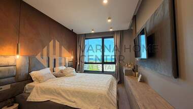 Închiriere - Apartament în Sfinții Constantin și Elena,  Varna