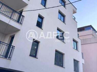 Vânzare - Apartament în Liulin-țentăr,  Sofia