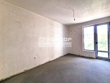 Vânzare - Apartament în Kărșiaka,  Plovdiv