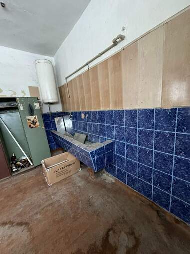 Vânzare - Spațiu de depozitare/Spațiu industrial/Service auto/Depozit/Fitnes în Mara Denceeva,  Pleven