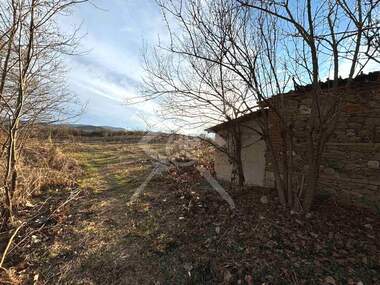 For sale - House in Iskra,  Plovdiv