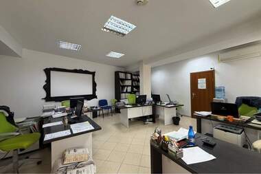 For rent - Building in Centar,  Targovishte